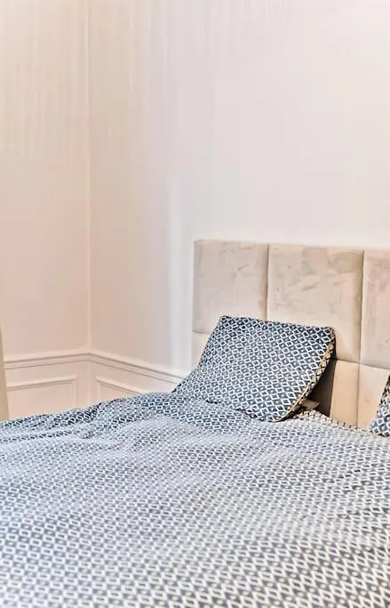 Apartment Appartement Haussmannien 17Eme Arrondissement Paris