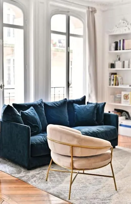 Appartement Haussmannien 17Eme Arrondissement Paris 0*,