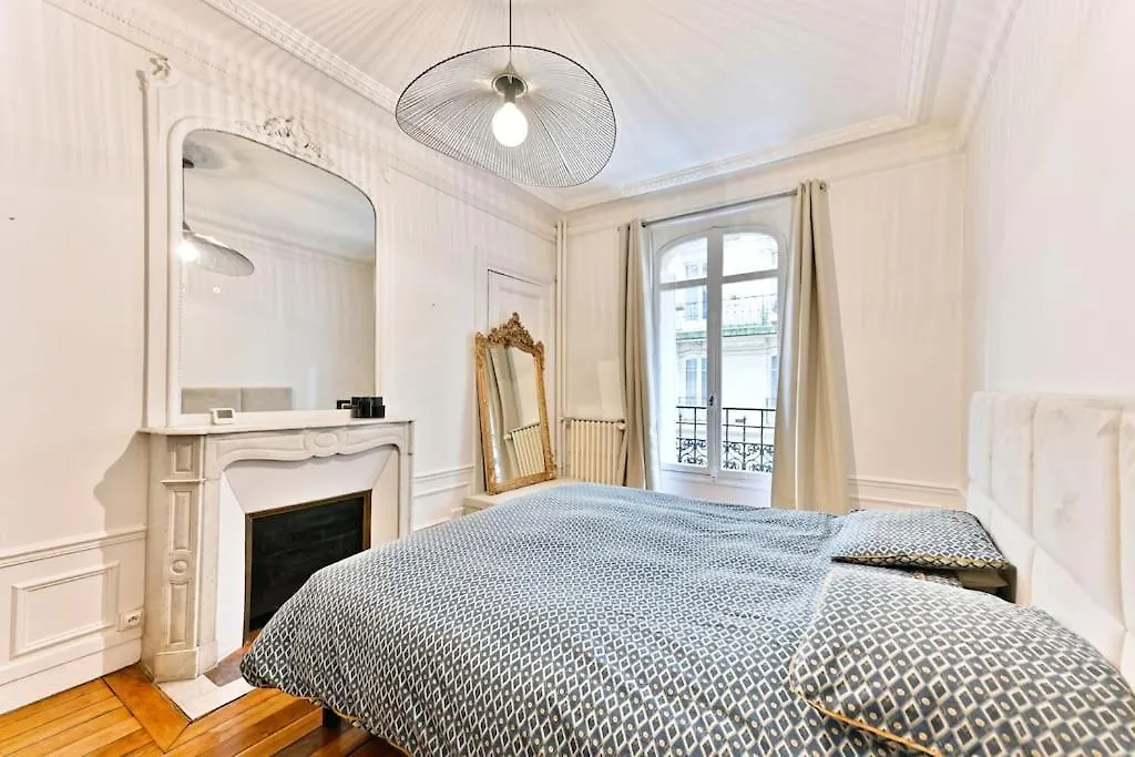 Appartement Haussmannien 17Eme Arrondissement パリ アパート