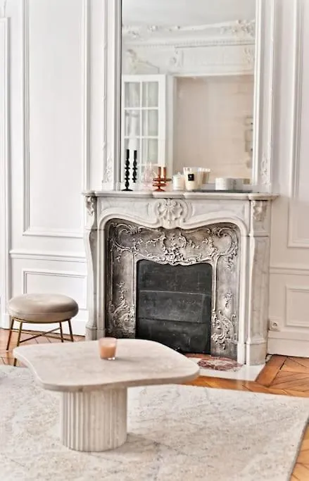 アパート Appartement Haussmannien 17Eme Arrondissement パリ